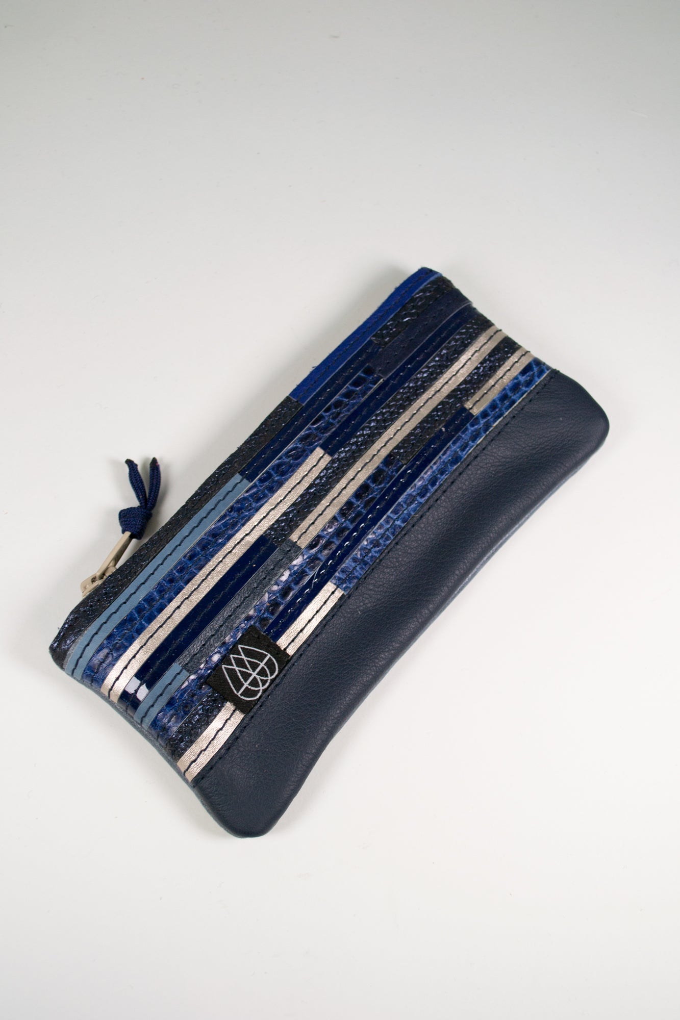 Crazy Stripes Case