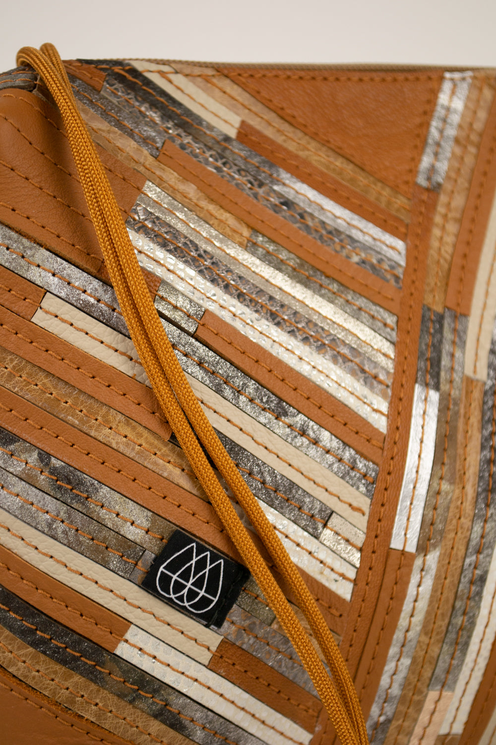Festival Bag Crazy Stripes / Black