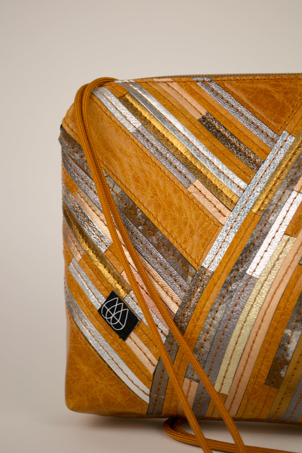 Festival Bag Crazy Stripes / Black