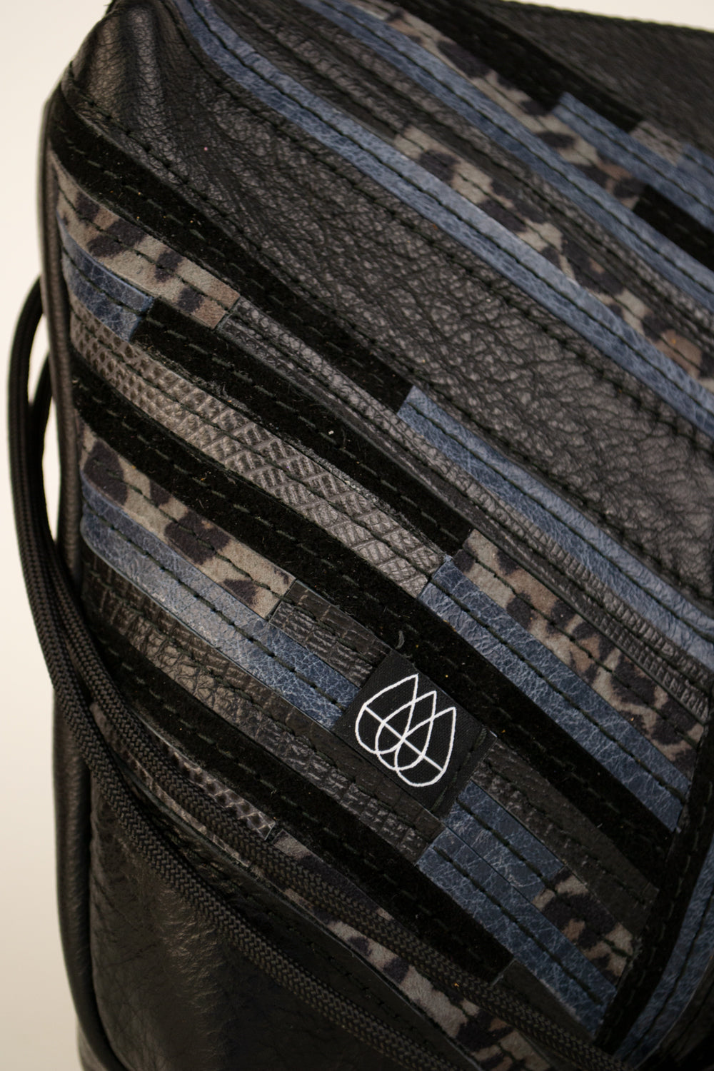 Festival Bag Crazy Stripes / Black
