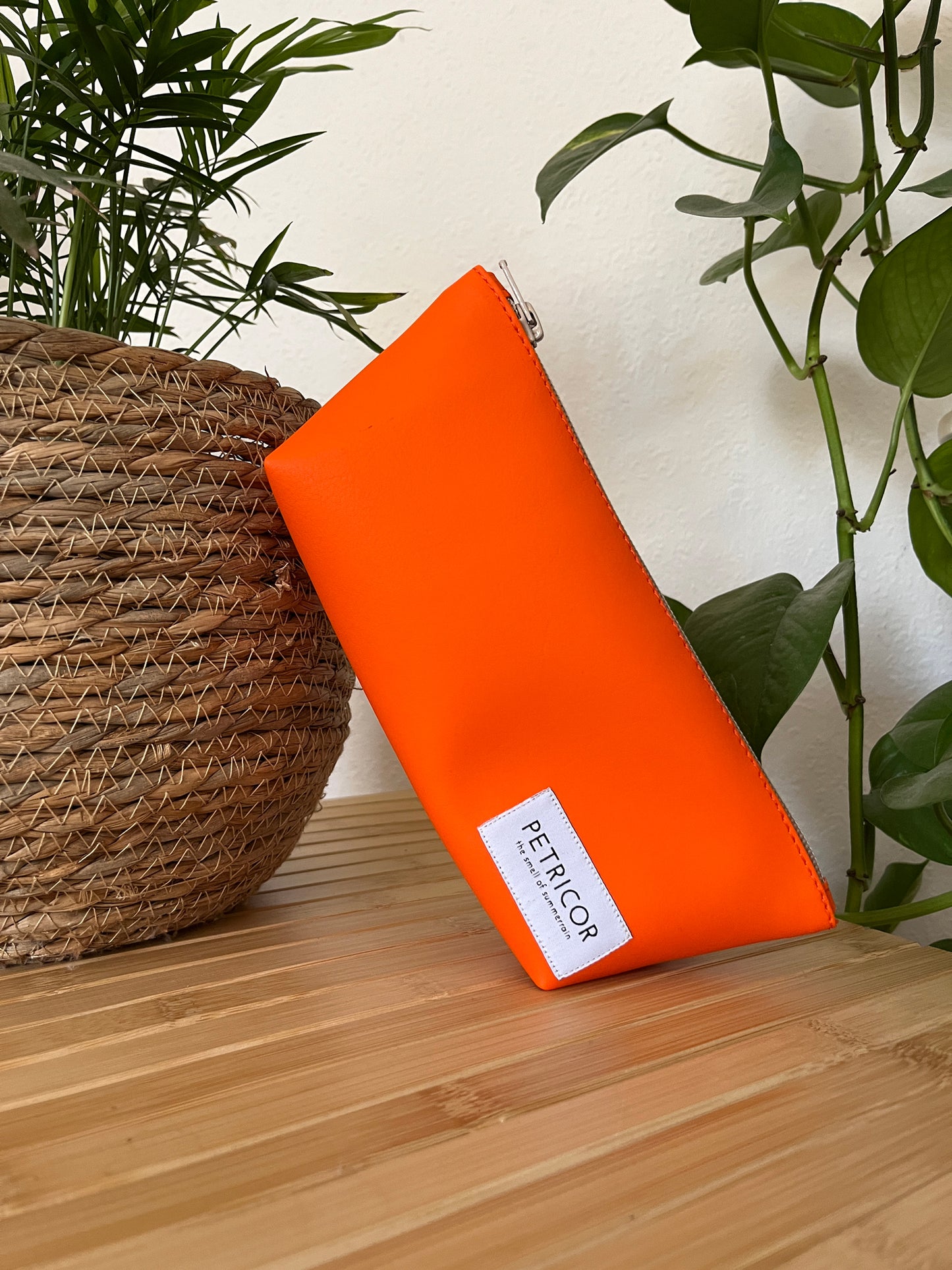 Pouch Neon Orange