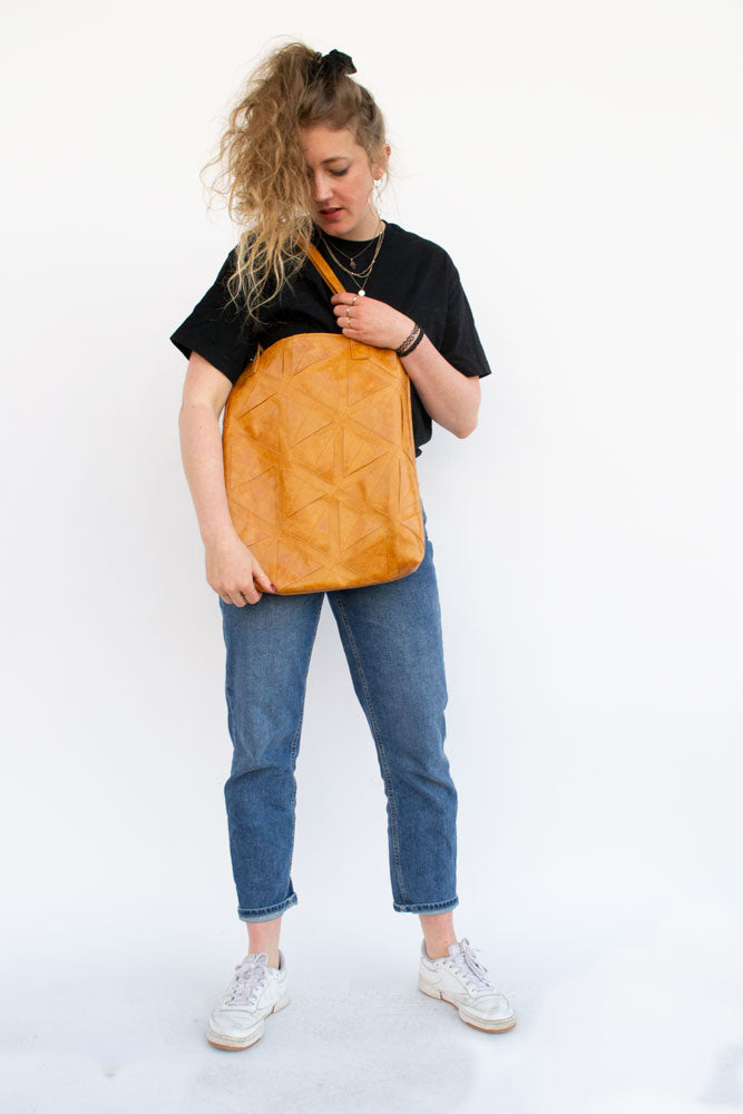 Pineapple Bag Cognac