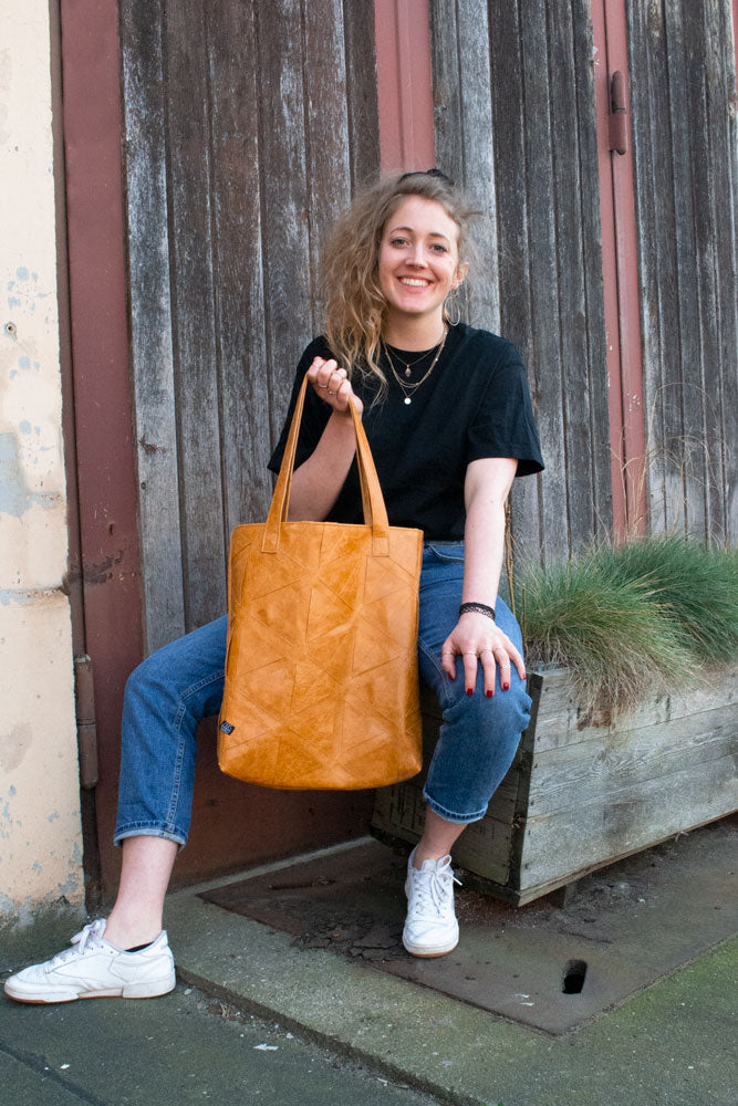 Pineapple Bag Cognac
