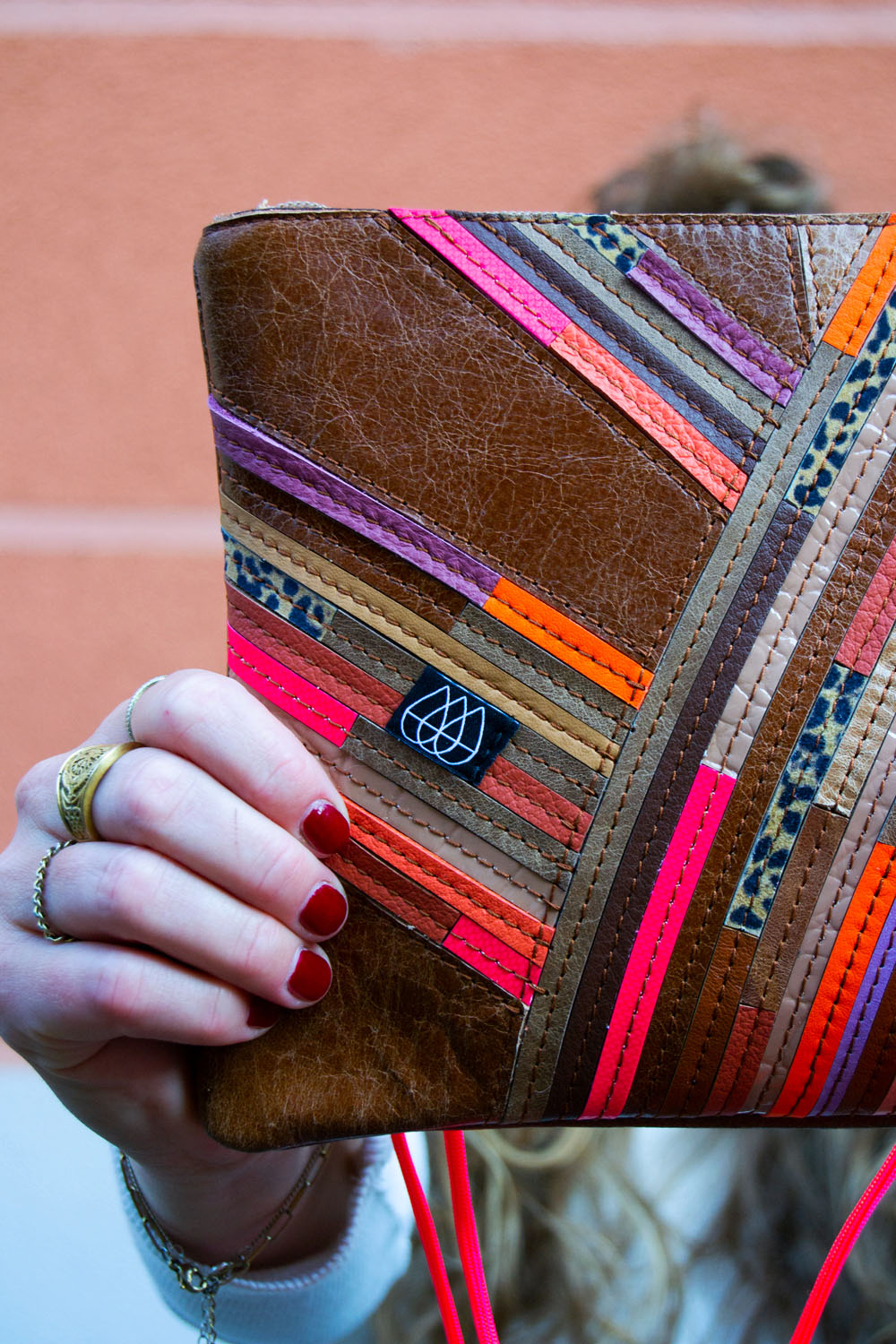 Festivaltasche Crazy Stripes / Neon Leo / Medium + Large