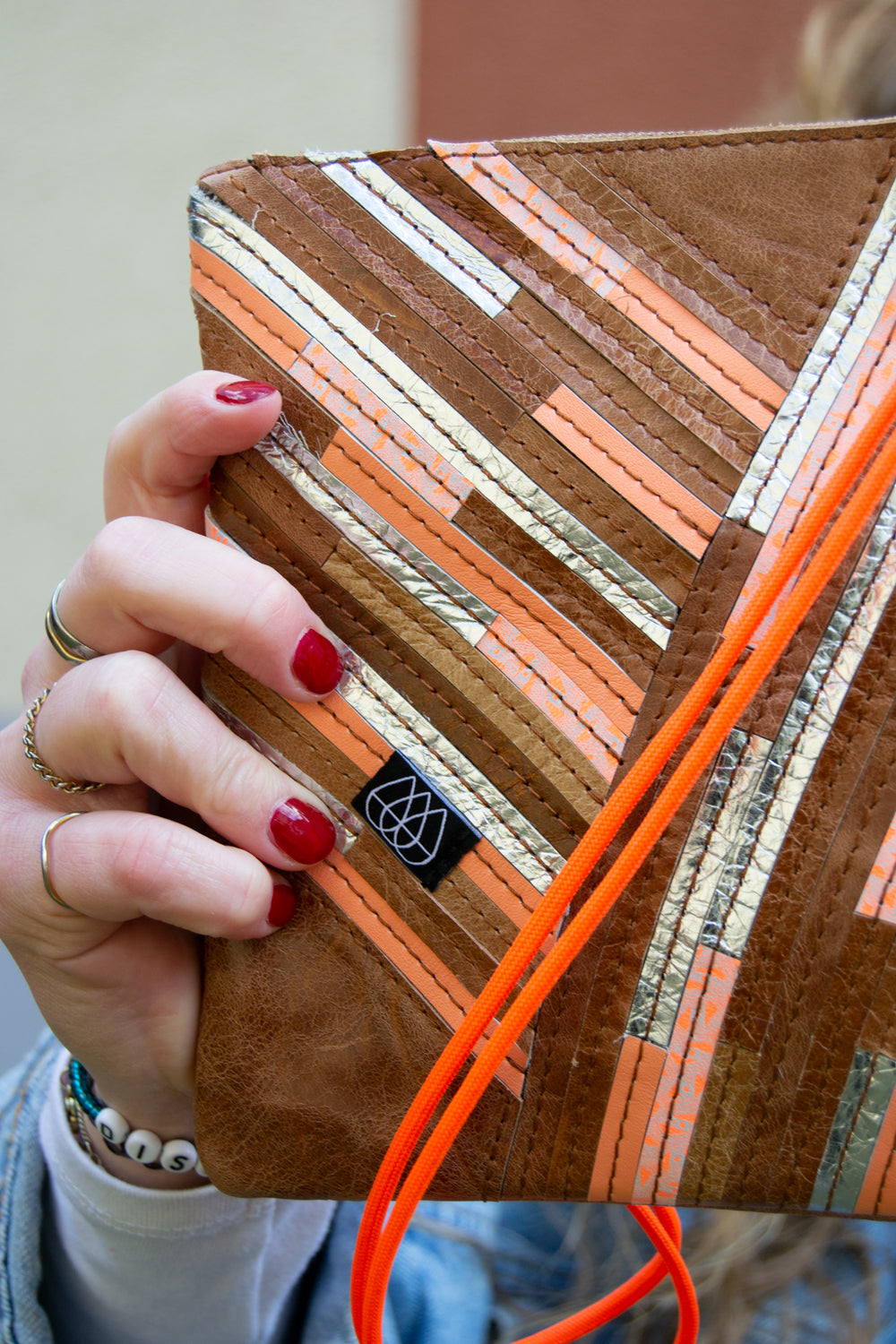 Festivaltasche Crazy Stripes / Silver Orange / Medium