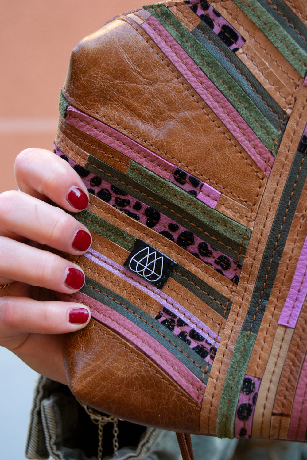 Festivaltasche Crazy Stripes / Berry Moss / Large
