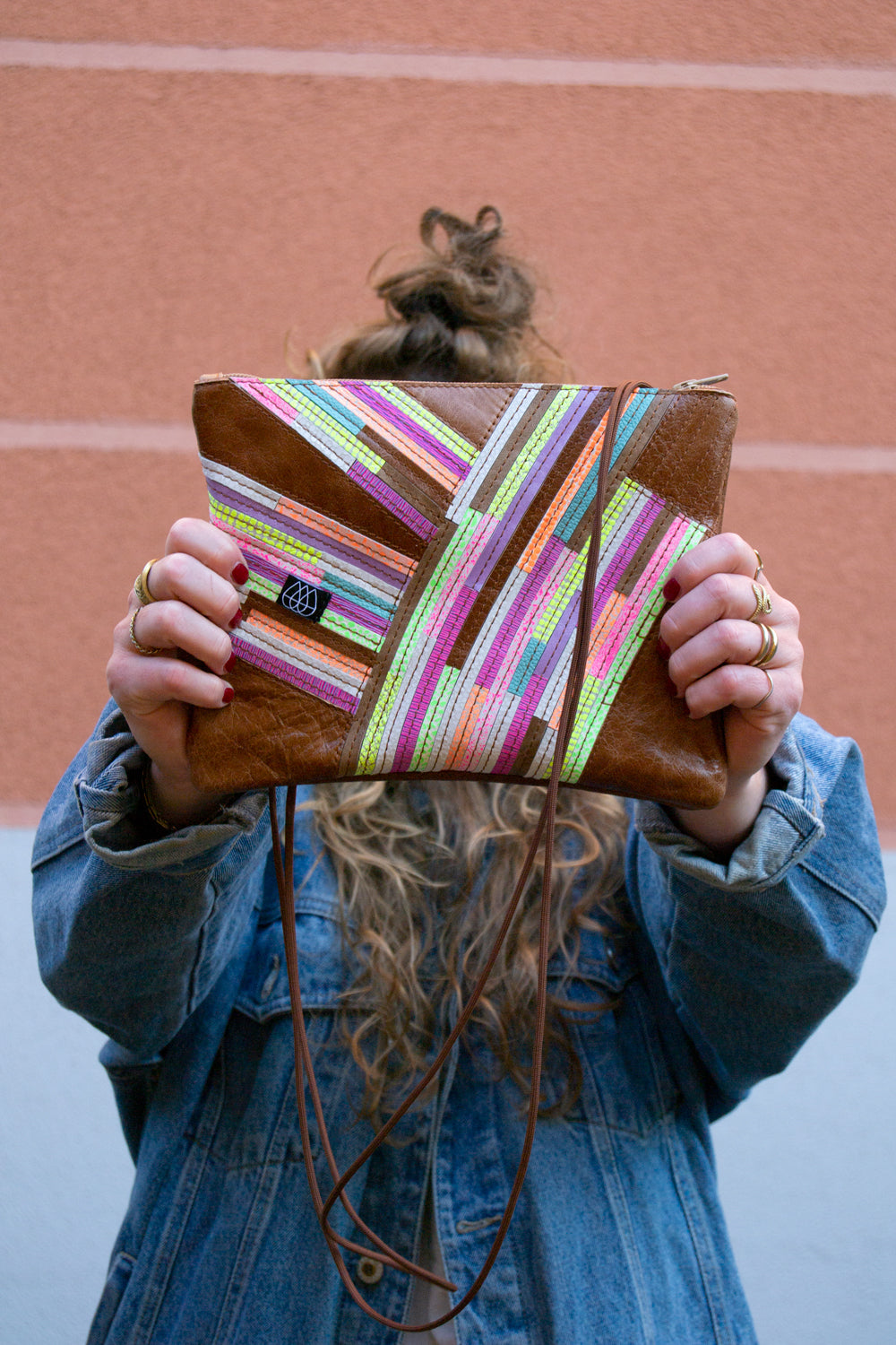 Festivaltasche Crazy Stripes / Bright Neon / Medium