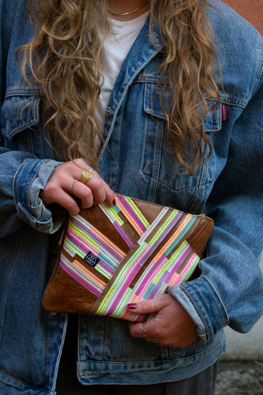Festivaltasche Crazy Stripes / Bright Neon / Medium