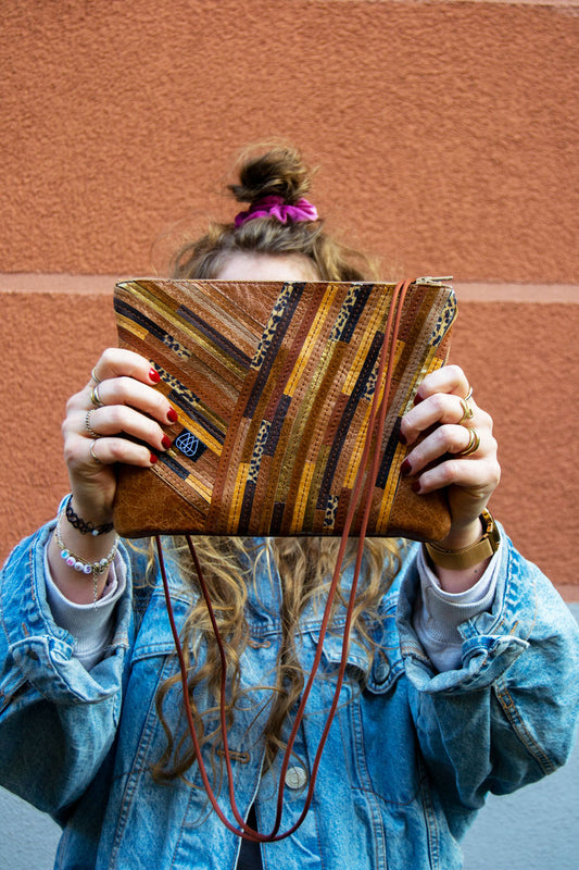 Festivaltasche Crazy Stripes / Golden Leo / Medium