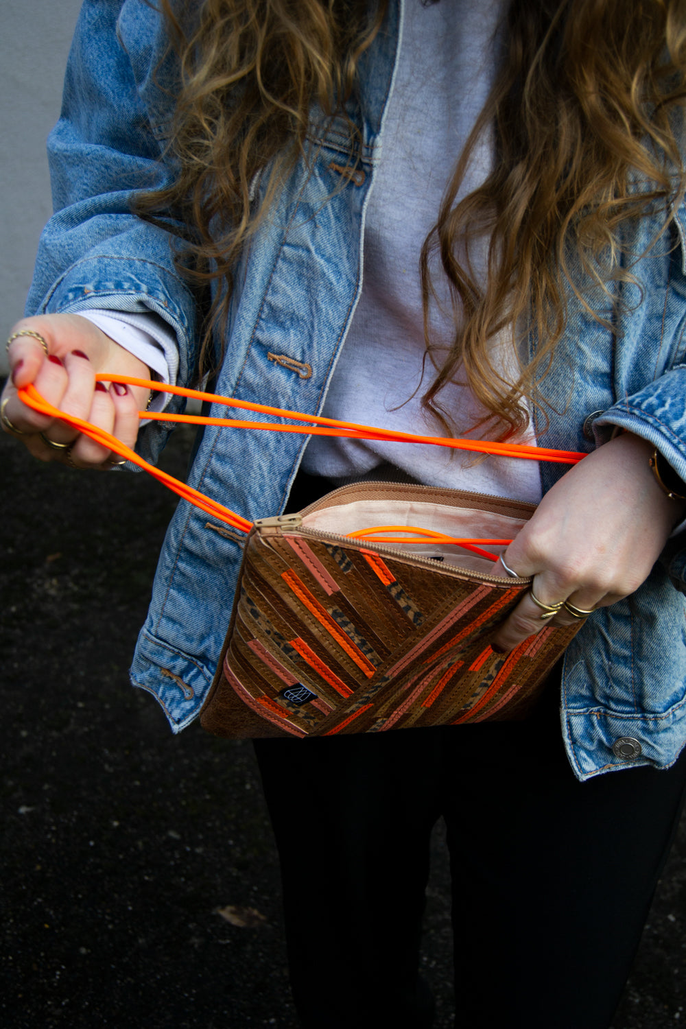 Festivaltasche Crazy Stripes / Leo Orange / Medium