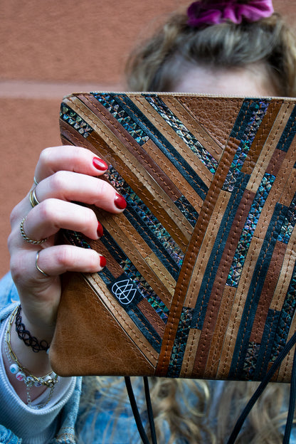 Festivaltasche Crazy Stripes / Brown Metallic / Medium