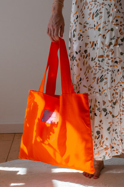 Love Is Love Shopper / Orange